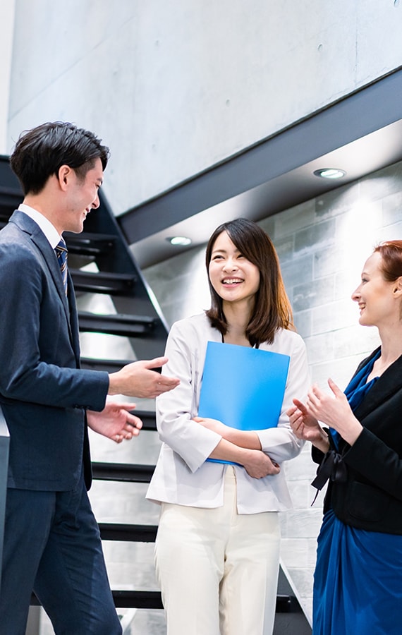 企業HP／企業パンフレット CORPORATE WEBSITE/BROCHURE